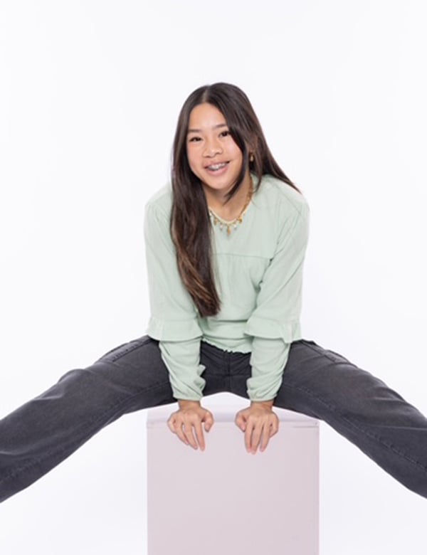 Kindermodel meisje met bruin haar Pien S.