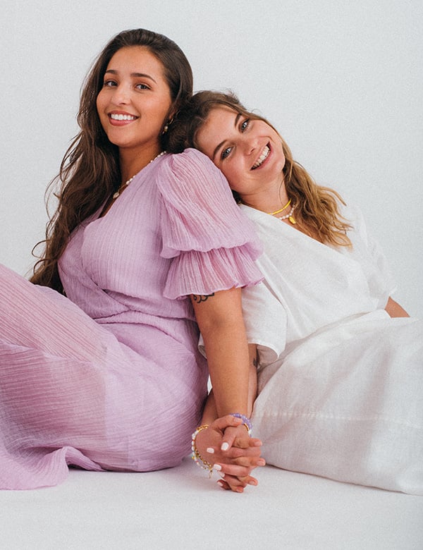 Vrouwelijk model bruin haar Sanna