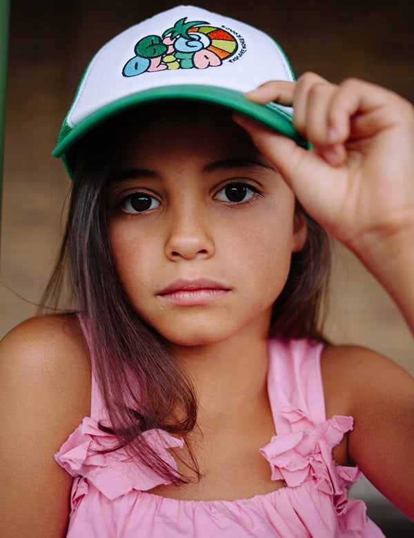 Kindermodel met bruin haar Vyenna