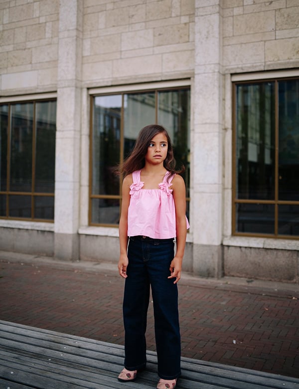 Kindermodel met bruin haar Vyenna