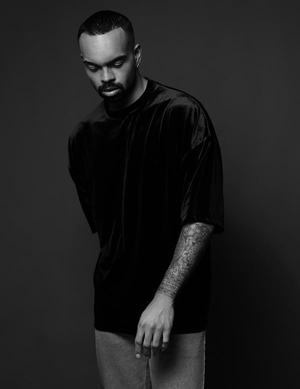 Mannelijk model Falou