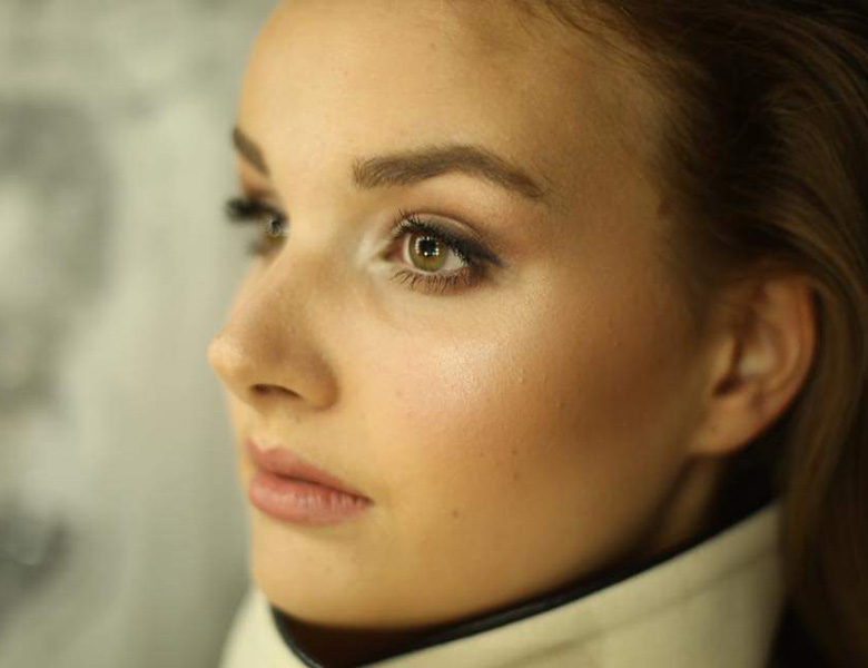 Vrouwelijk model Michelle Ne.