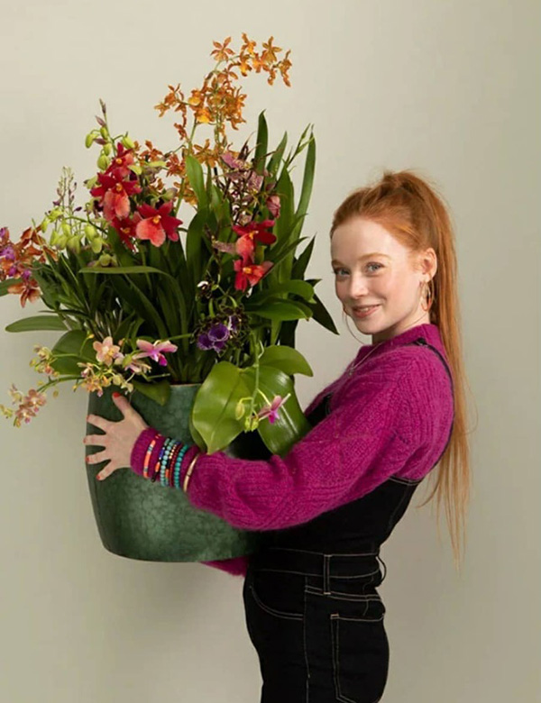 Vrouwelijk model rood haar Saskia