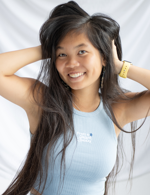 Vrouwelijk model donker haar Zhu Fei
