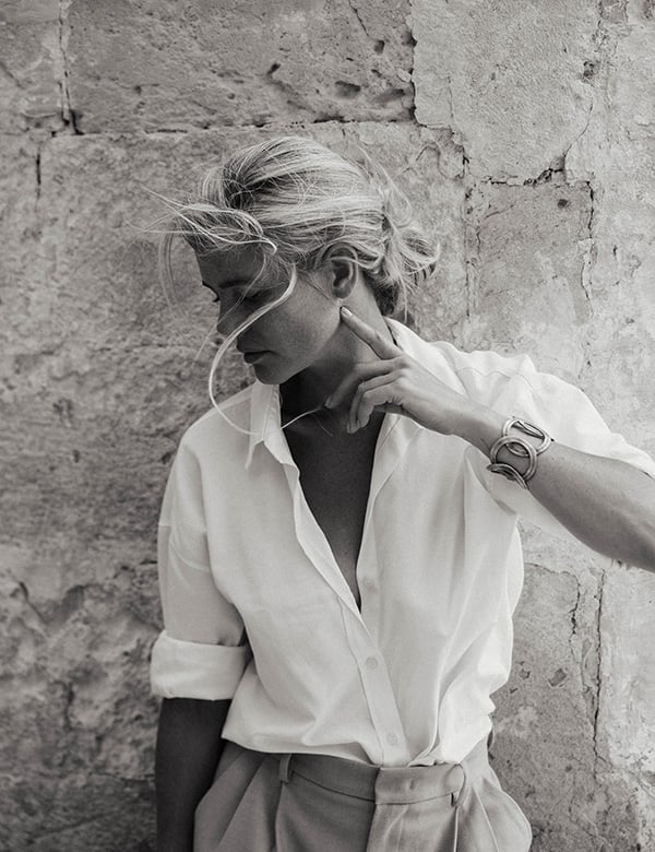 Vrouwelijk model met Blond haar Janna