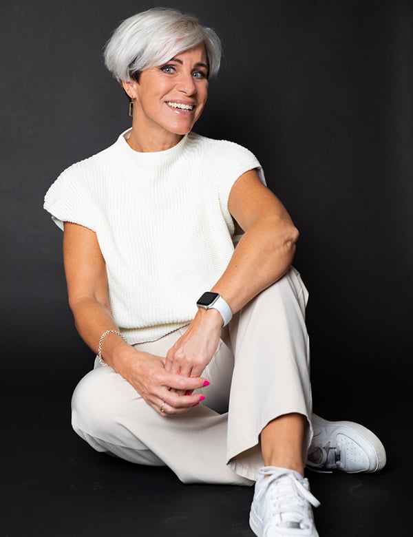 Vrouwelijk model grijs haar Wilma