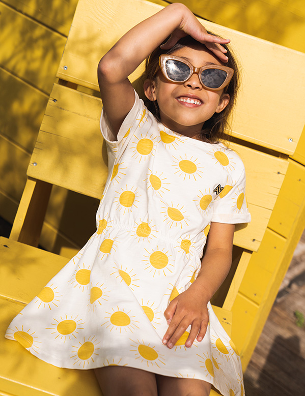 Kindermodel met bruin haar Caithlyn J.