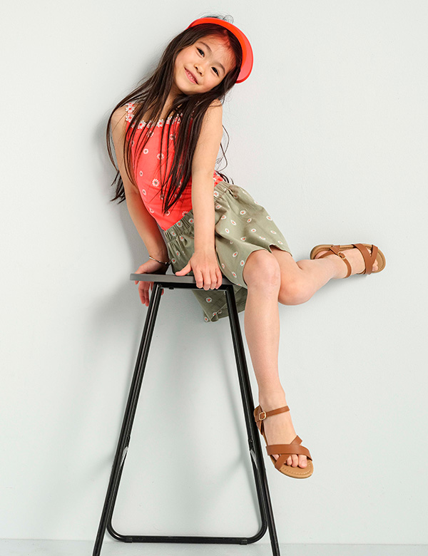 Kindermodel met zwart haar Charlene