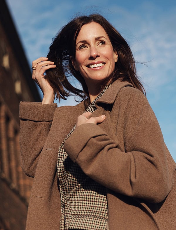 Vrouwelijk model met bruin haar en groene ogen Marieke N.
