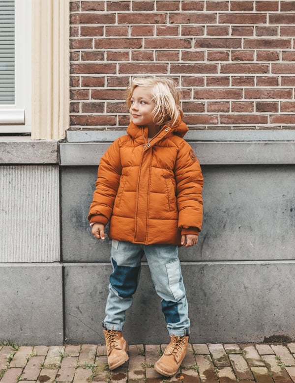 Kindermodel met blond haar Mylz