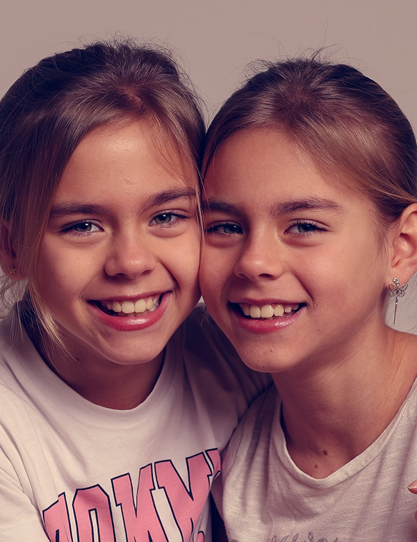 Sophie & Julia