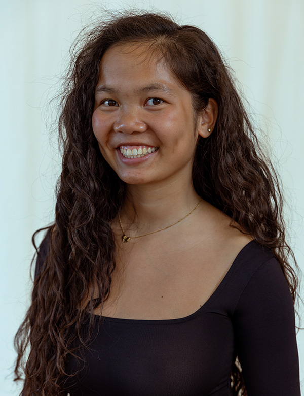 Vrouwelijk model donker haar Zhu Fei