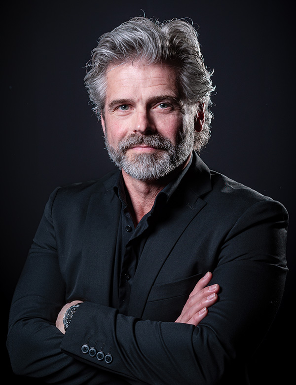 Mannelijk model met grijs haar Bertil V.