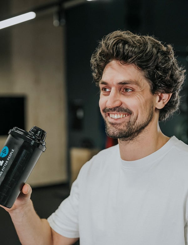 Mannelijk model met krullend haar Diederick