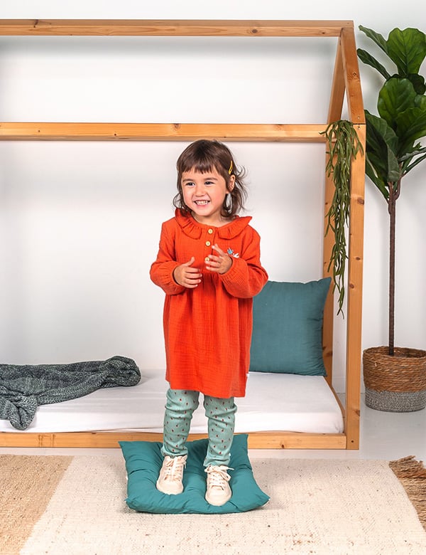 Kindermodel met donkerbruin haar Jill