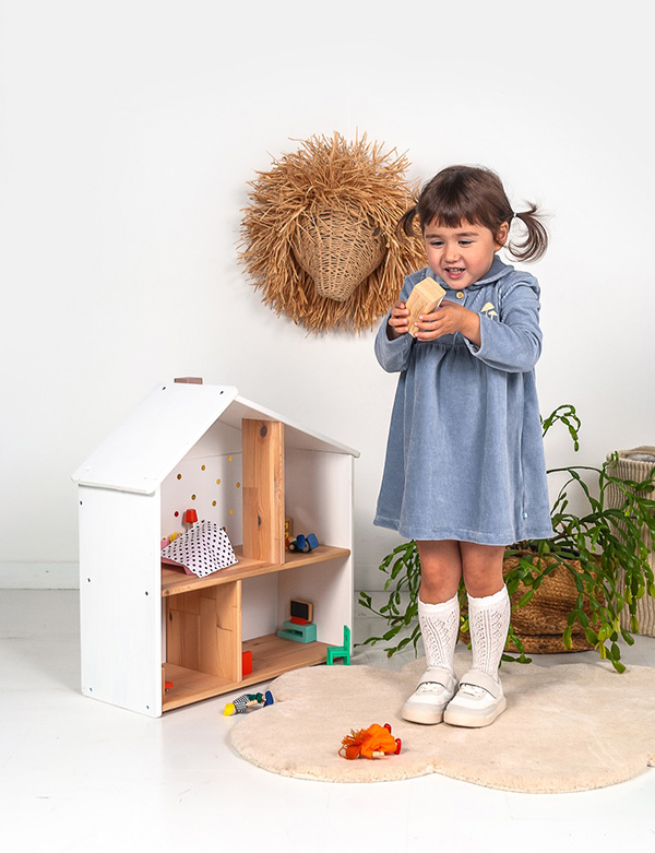 Kindermodel met bruin haar Jill