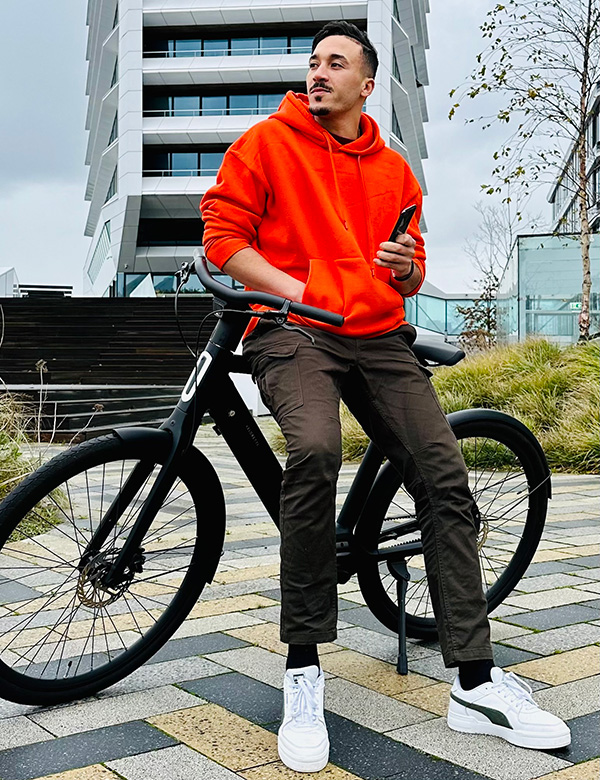 Mannelijk model met zwart haar Moussa