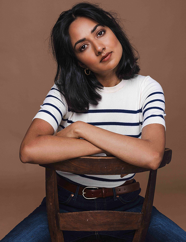 Vrouwelijk model met zwart haar Ankita