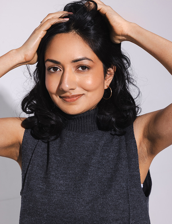 Vrouwelijk model met zwart haar Ankita