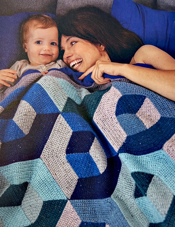 Vrouwelijk model met lang bruin haar Annewil H.