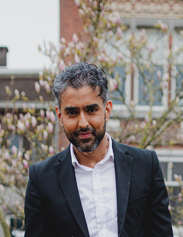 Mannelijk model met zwart haar Bilal