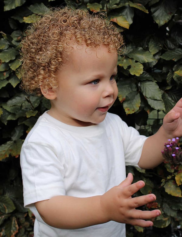 Kindermodel met blond haar Emanuel