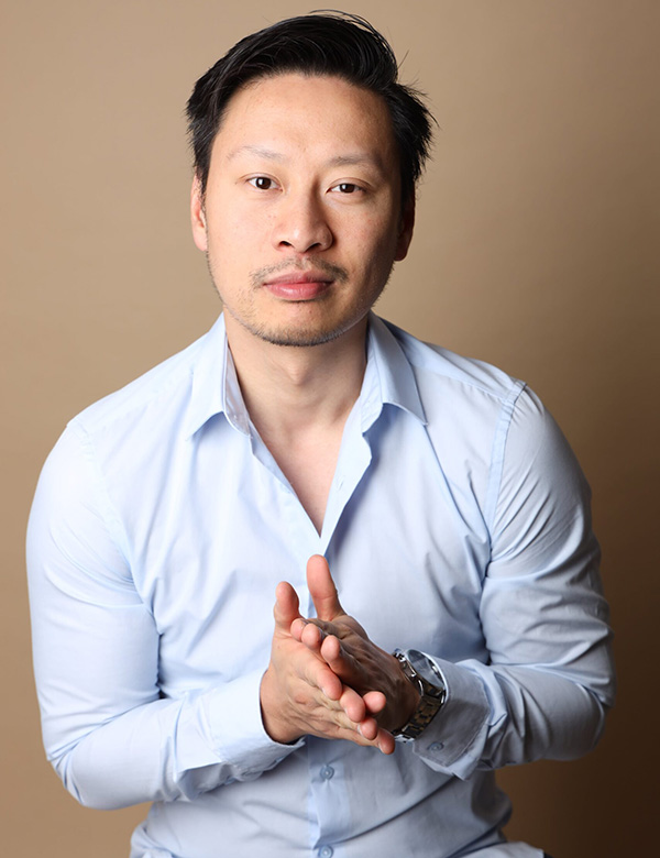 Mannelijk model met zwart haar Jing