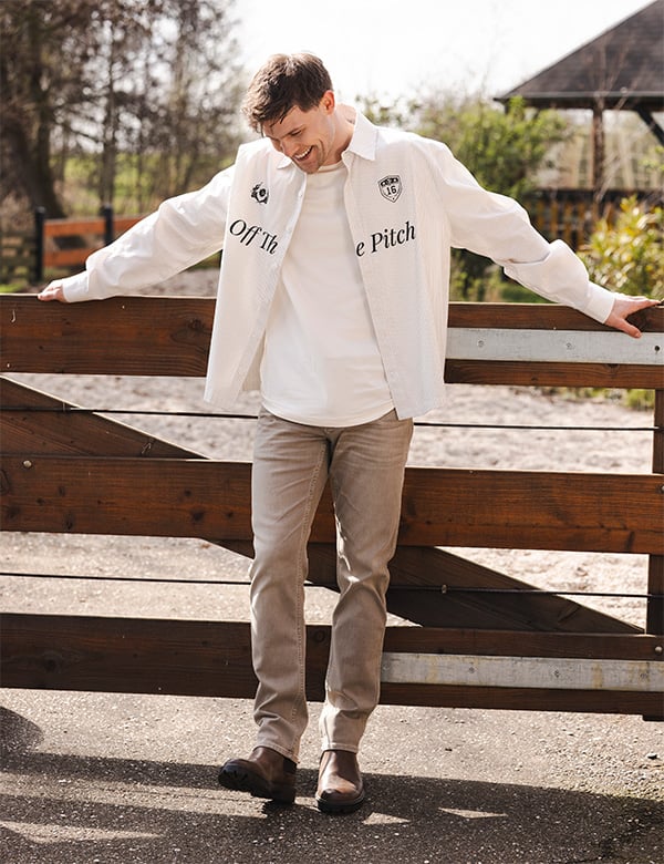 Mannelijk model met donkerblond haar Laurens V.