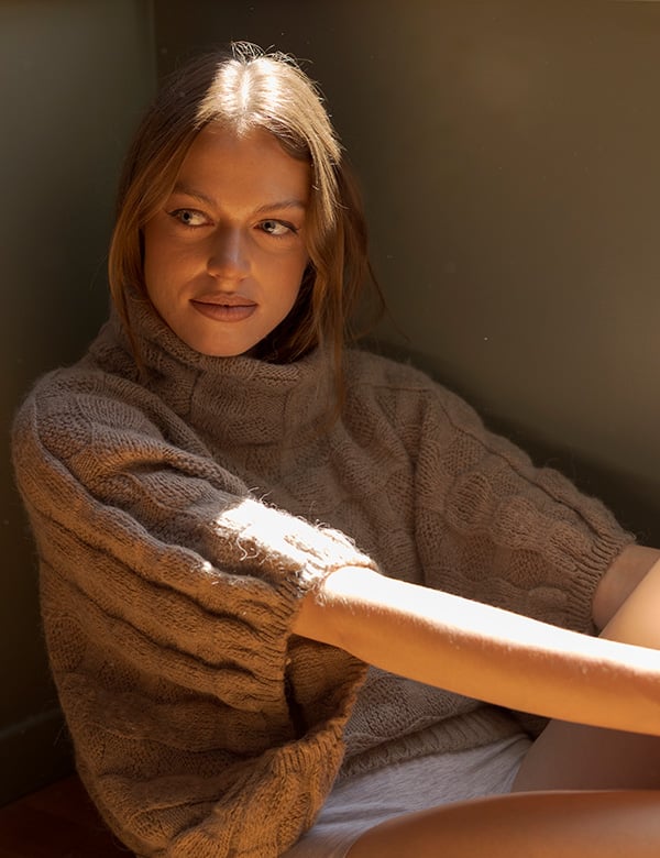 Vrouwelijk model met blauwe ogen Louana.