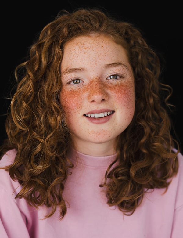 Kindermodel met rood haar pip f. 1