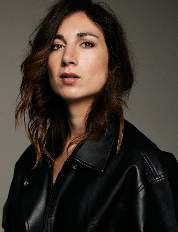 Vrouwelijk model met bruin haar Susan J.