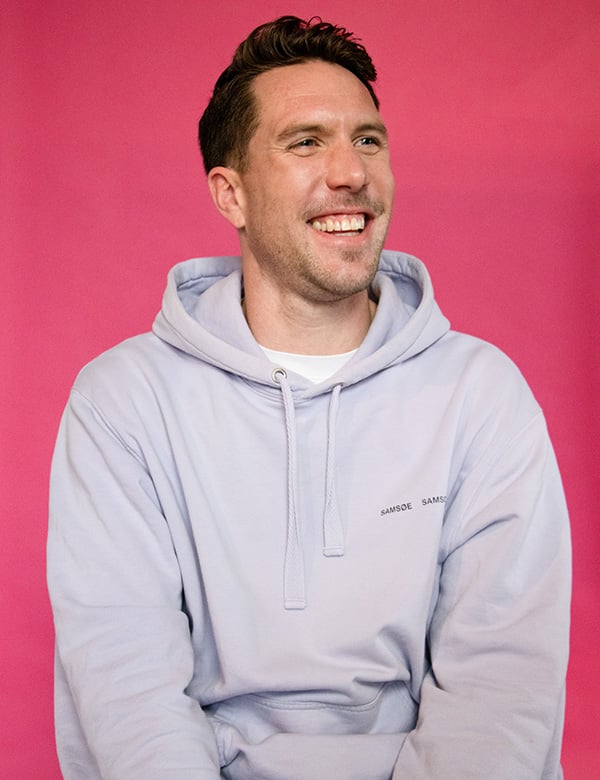 Mannelijk model met bruin haar Thomas