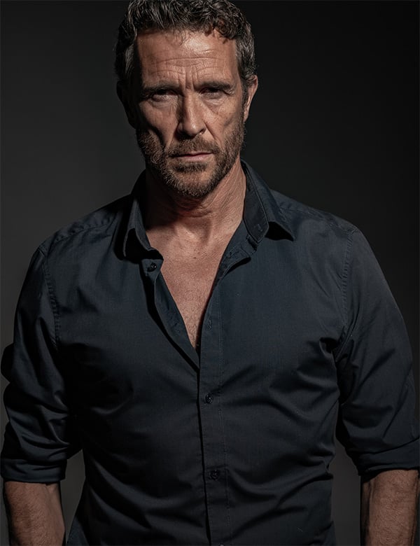 Mannelijk model met bruingrijs haar Wim P.