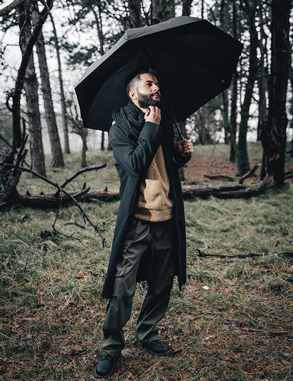 Mannelijk model met zwart haar Mohammed