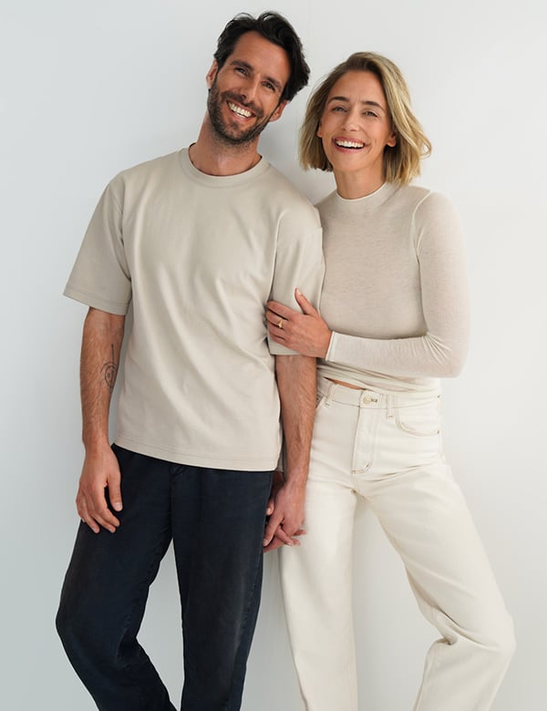 Vrouwelijk model met blond haar Suus.