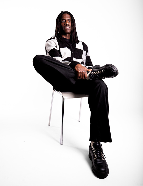 Mannelijk model met zwart haar Denzel