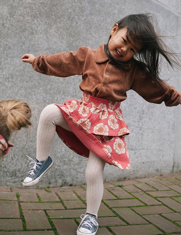 Kindermodel met bruin haar Féli