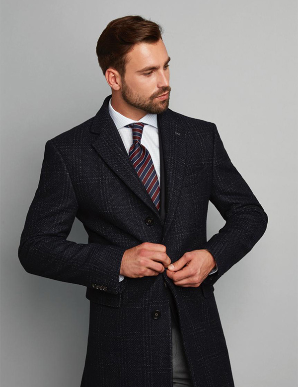 Mannelijk model met bruin haar Bas G.