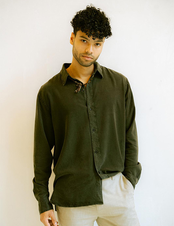 Mannelijk model met zwart haar Jurrien