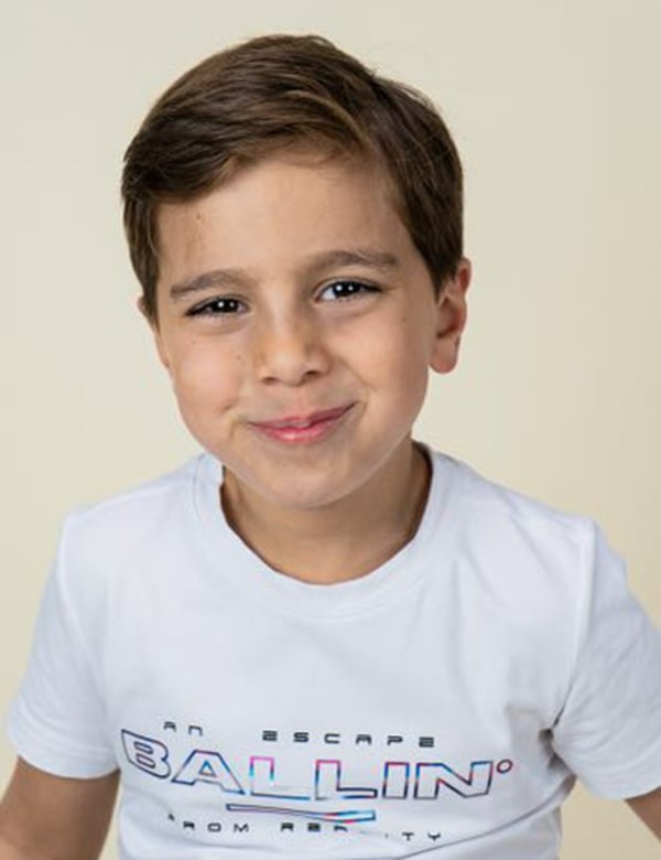 Kindermodel met bruin haar Kerem