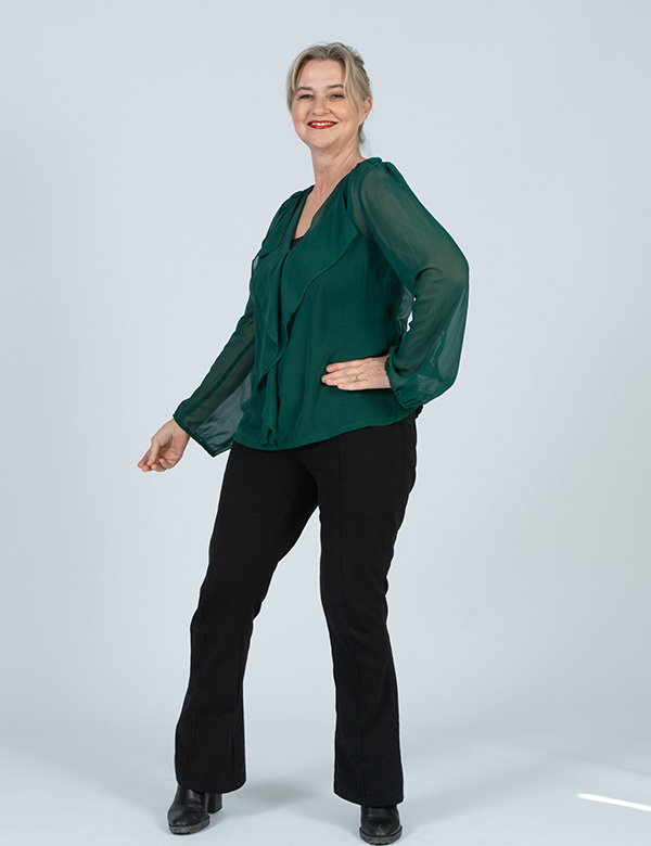 Vrouwelijk model met blond haar Hilde