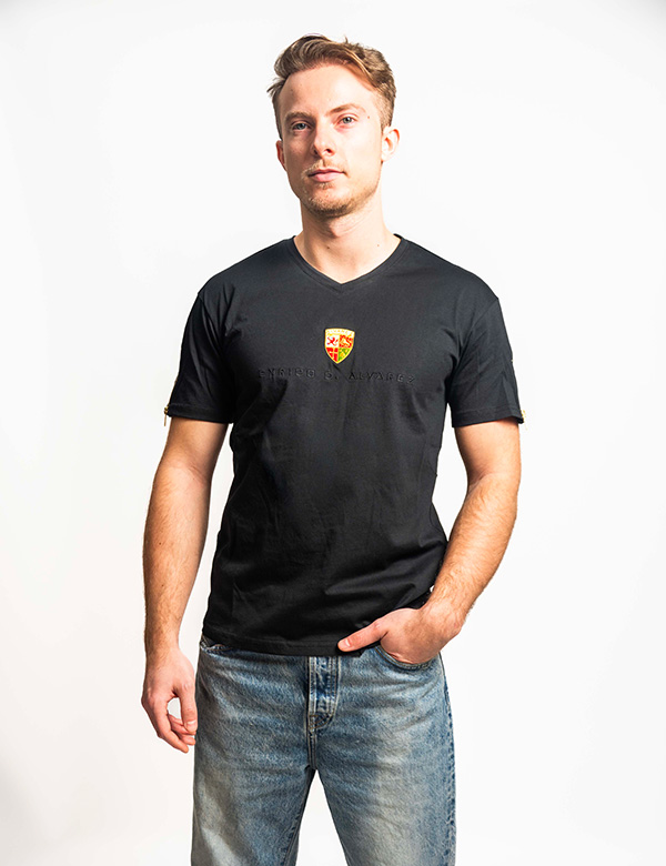 Mannelijk model met donkerblond haar Jay S.