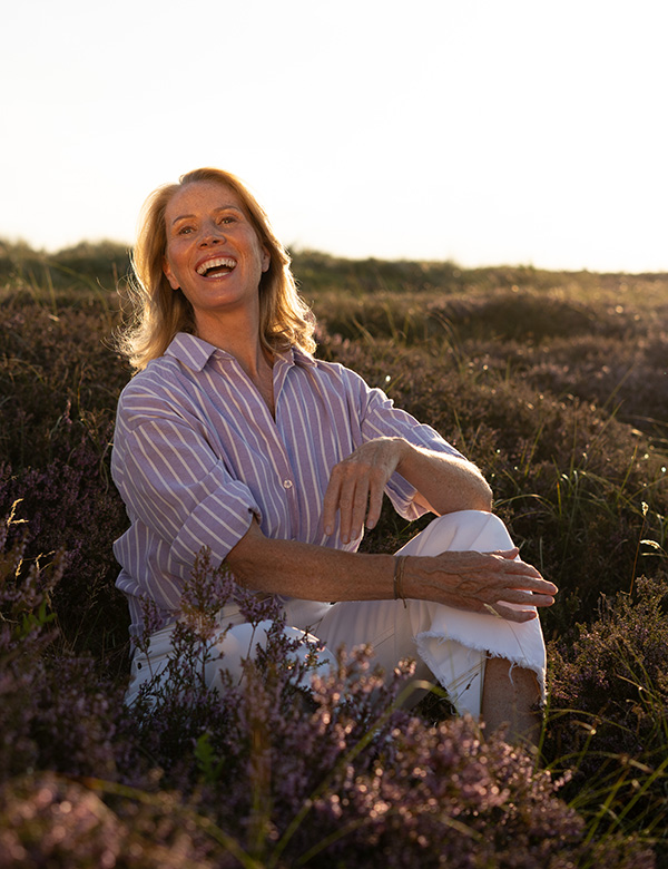 Vrouwelijk model met sproetjes Nancy H.