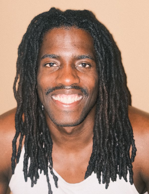 Mannelijk model met bruine huid denzel r.