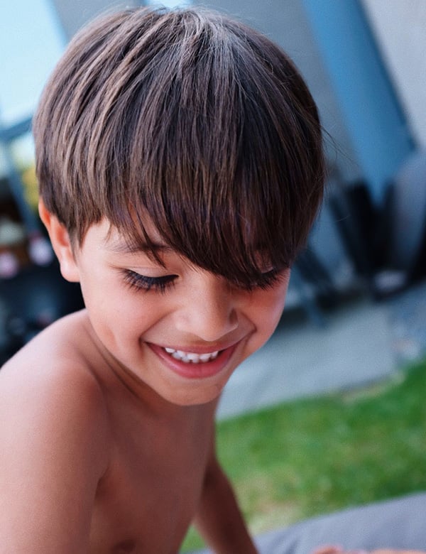 Kindermodel met bruin haar Ace