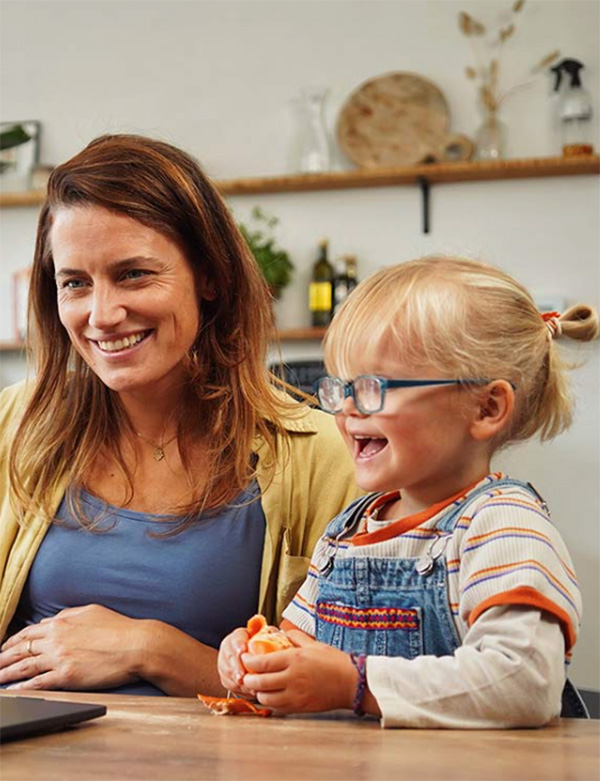 Kindermodel met blond haar Doris W.