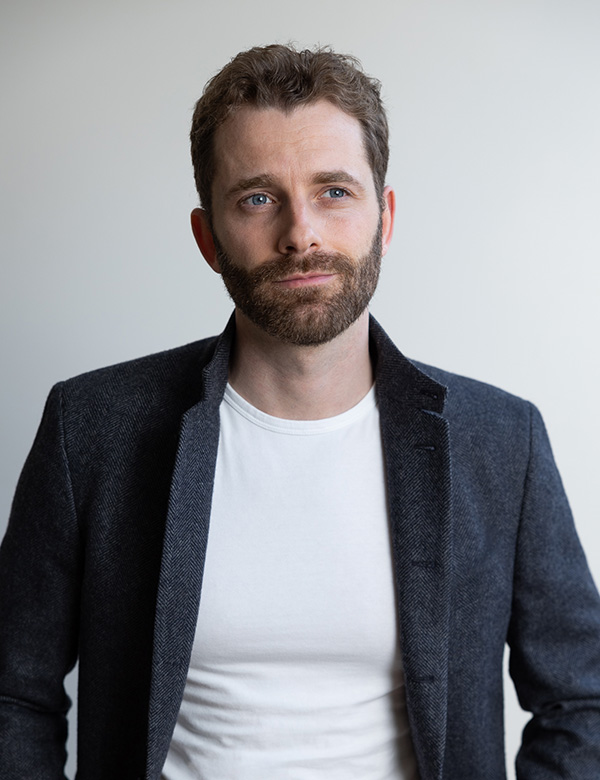 Mannelijk model met bruin haar