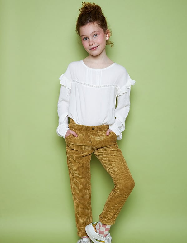 Kindermodel met roodbruin haar Ariana