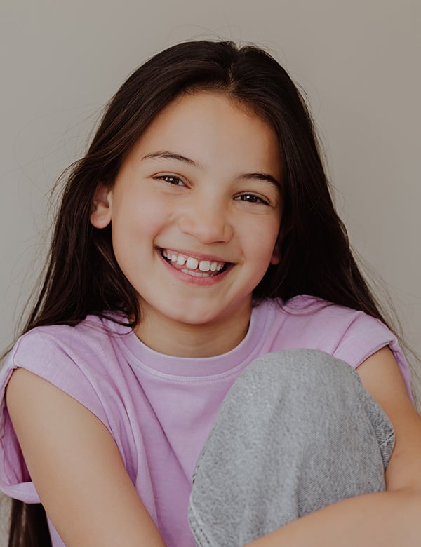 Kindermodel met lang donker haar sophie