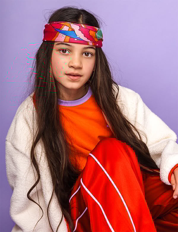 Kinderlijk model met bruin haar Sophie Sc.